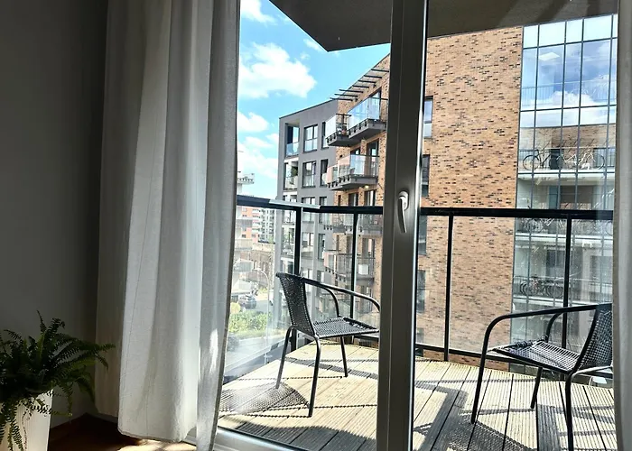 Dmowskiego 19c- Self Check-in 20h ~ Lift